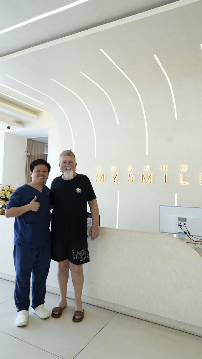 Nụ cười tự tin sau điều trị Implant cùng BS Cường